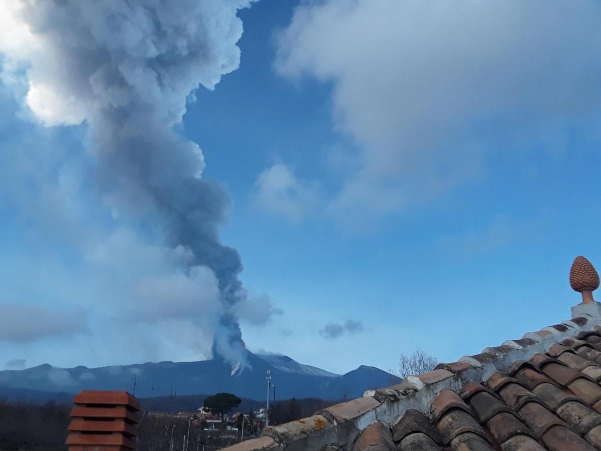 Antica Dimora Benanti Villa Milo Esterno foto